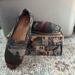 Toms Classics Grey Jacquard - Size Women’s 7